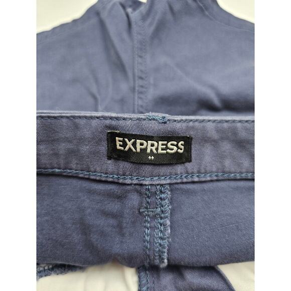 Express Women's Size 4 Blue Shortie Low Rise Chino Shorts - Picture 2 of 8
